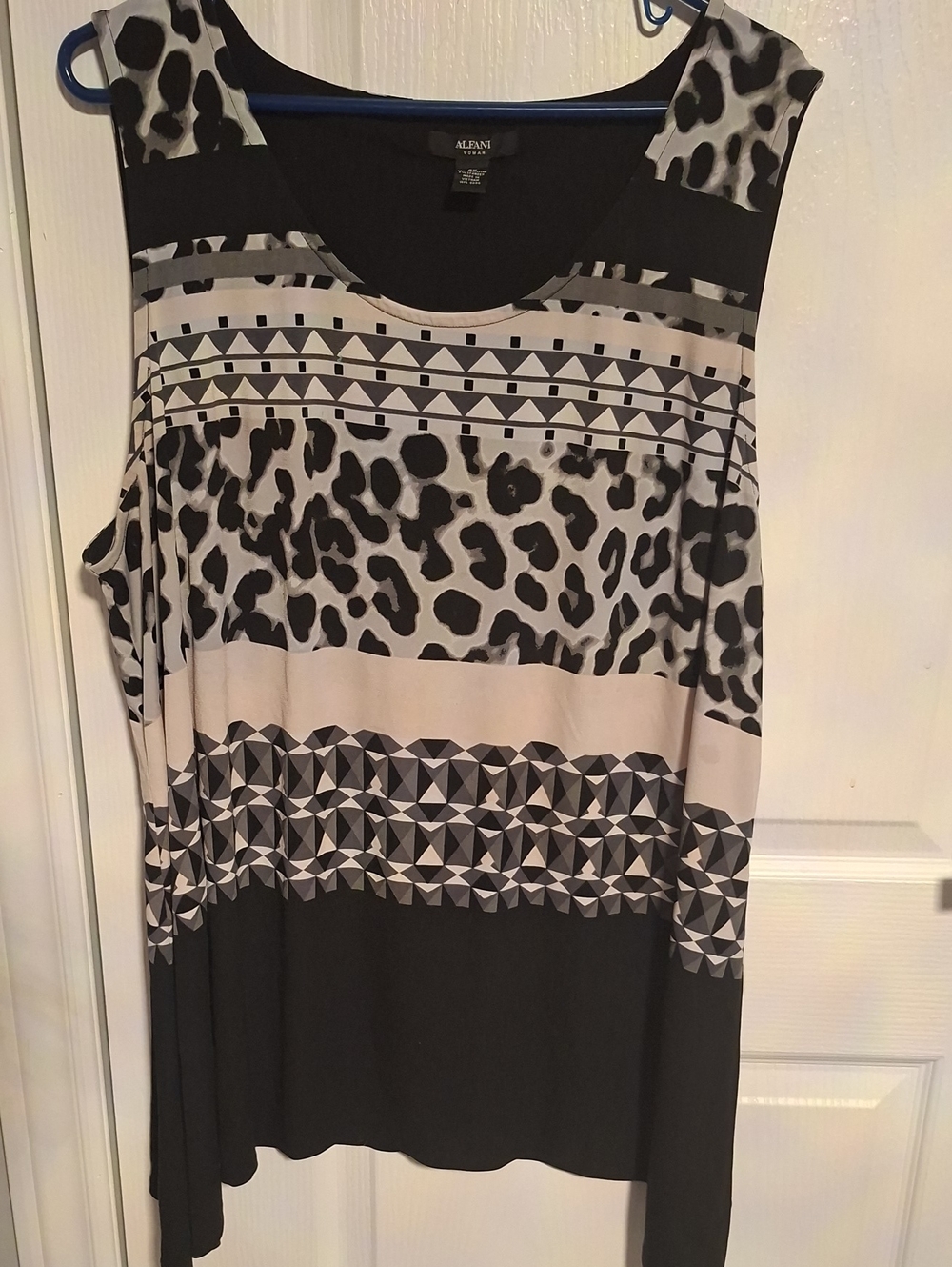 Alfani Black and Cream Printed Sleeveless Tank